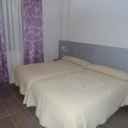 Hotel Ribera De Langa