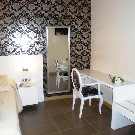 Ribera De Langa Hotel