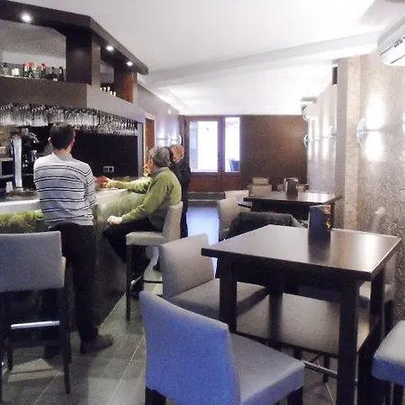 Ribera De Langa Hotel