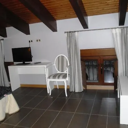 Ribera De Langa Hotel 2*