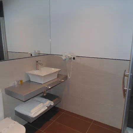 Hotel Ribera De Langa 2*